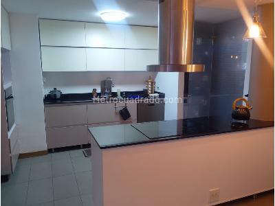 Apartamento en venta en La Candelaria, Medellín · foto 2 de 20