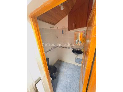 Casa de 3 alcobas en venta en Campo Valdes, Medellín, 200 m² · foto 13 de 18