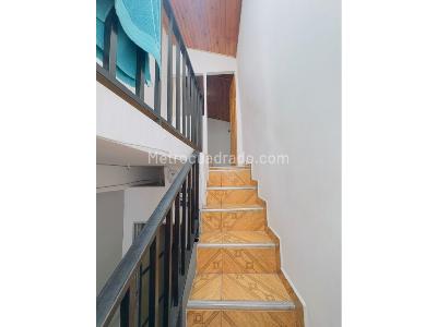 Casa de 3 alcobas en venta en Campo Valdes, Medellín, 200 m² · foto 14 de 18