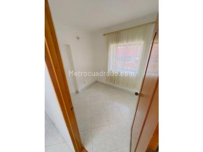 Casa de 3 alcobas en venta en Campo Valdes, Medellín, 200 m² · foto 5 de 18