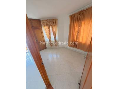Casa de 3 alcobas en venta en Campo Valdes, Medellín, 200 m² · foto 7 de 18