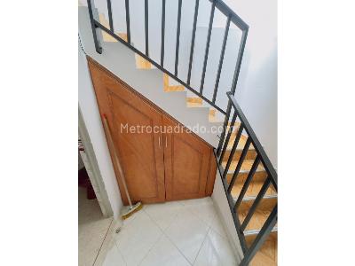 Casa de 3 alcobas en venta en Campo Valdes, Medellín, 200 m² · foto 9 de 18