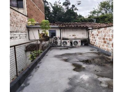 Casa de 4 alcobas en venta en Belen San Bernardo, Medellín, 170 m² · foto 2 de 14