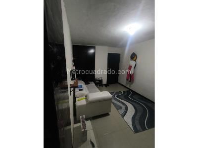 Apartamento en venta en Buenos Aires, Medellín · foto 11 de 19