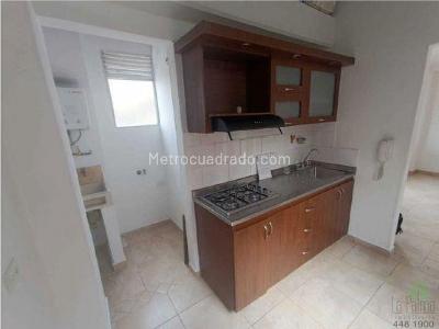 Apartamento en venta en La Milagrosa, Medellín · foto 3 de 18