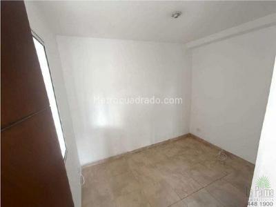 Apartamento en venta en La Milagrosa, Medellín · foto 5 de 18