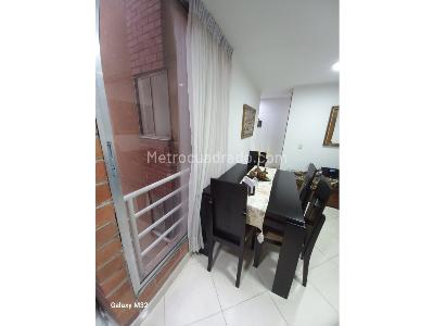 Apartamento en venta en Bombona 1, Medellín · foto 5 de 9