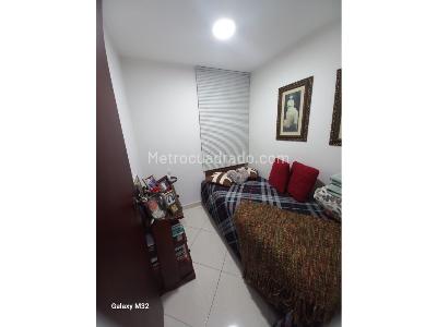 Apartamento en venta en Bombona 1, Medellín · foto 6 de 9