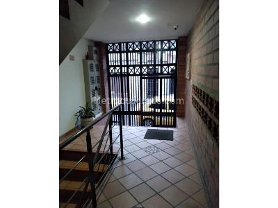 Apartaestudio en venta en Boston, Medellín, 40 m² · foto 8 de 10