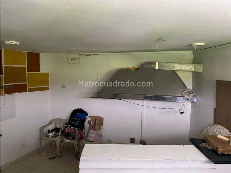 Local Comercial en Arriendo, La Doctora, Sabaneta - Más
