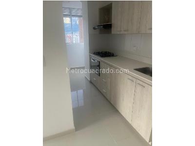 Apartamento de 3 alcobas en venta en Molinares, Bello, 92 m² · foto 3 de 14