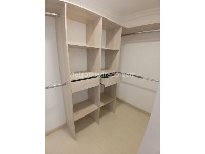 Apartamento de 3 alcobas en venta en Molinares, Bello, 92 m² · foto 8 de 14