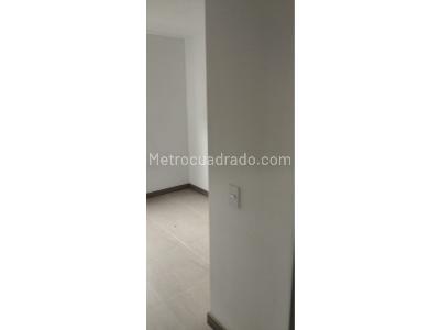 Apartamento de 3 alcobas en venta en Colinas Del Sur, Itagüí, 77 m² · foto 18 de 20