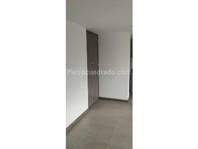 Apartamento de 3 alcobas en venta en Colinas Del Sur, Itagüí, 77 m² · foto 4 de 20