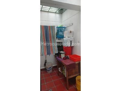 Casa de 2 alcobas en venta en Boston, Medellín, 68 m² · foto 13 de 15