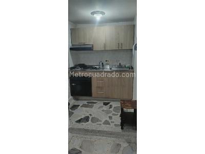 Casa de 2 alcobas en venta en Boston, Medellín, 68 m² · foto 4 de 15