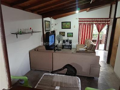 Casa de 5 alcobas en venta en Buenos Aires, Medellín, 160 m² · foto 3 de 20