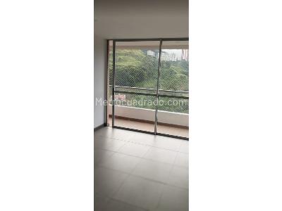 Apartamento en venta en Colinas Del Sur, Itagüí · foto 3 de 20