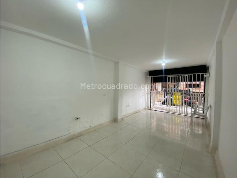 Local Comercial en Arriendo, San Martin, Bello - Vista 2