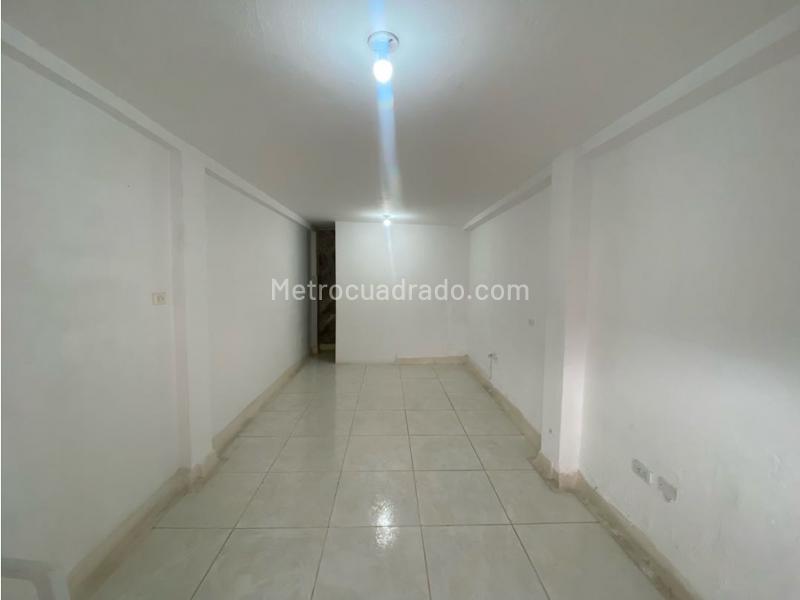 Local Comercial en Arriendo, San Martin, Bello - Vista 3