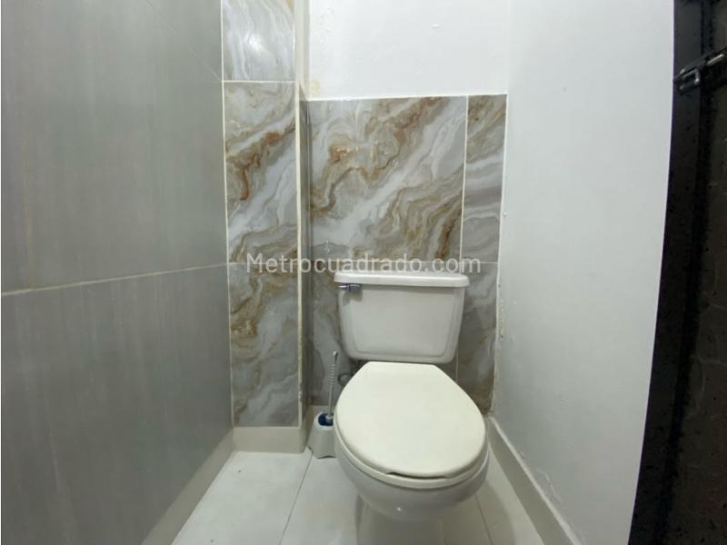 Local Comercial en Arriendo, San Martin, Bello - Vista 5