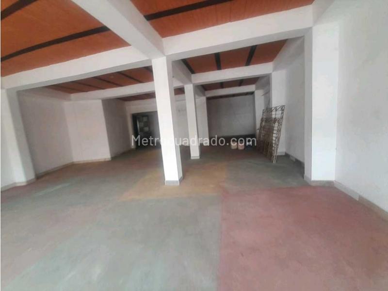 Local Comercial en Arriendo, Manchester, Bello - Vista 3