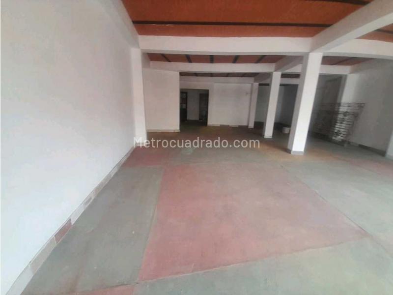Local Comercial en Arriendo, Manchester, Bello - Vista 5