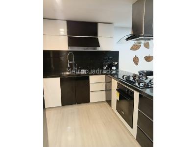 Apartamento en venta en El Portal, Envigado · foto 3 de 18