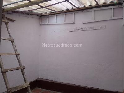 Casa de 5 alcobas en venta en Buenos Aires, Medellín, 130 m² · foto 17 de 18