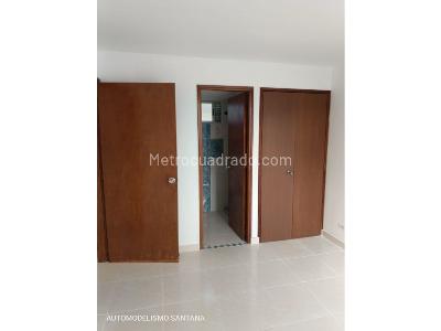 Apartamento de 2 alcobas en arriendo en San Diego, Medellín, 75 m² · foto 4 de 12