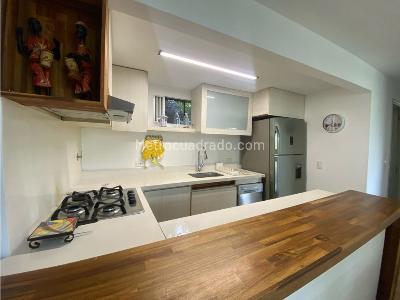 Apartamento de 2 alcobas en arriendo en San Diego, Medellín, 75 m² · foto 2 de 12