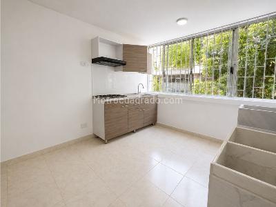 Apartaestudio en arriendo en Estadio, Medellín, 36 m² · foto 2 de 7