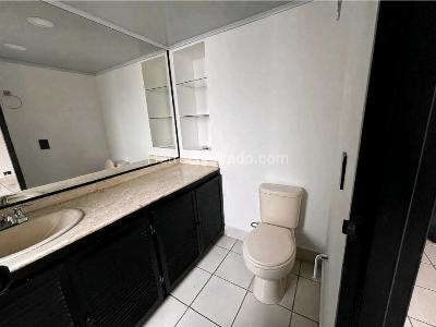 Apartamento en arriendo en Poblado, Medellín · foto 11 de 15