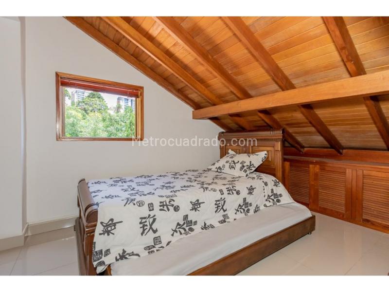 Casa – Medellín, Altos del Poblado, El Poblado - Vista 4