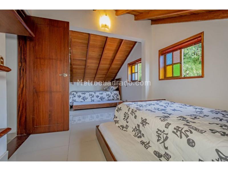 Casa – Medellín, Altos del Poblado, El Poblado - Más