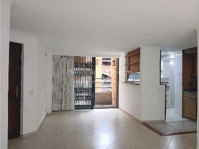 Apartamento de 3 alcobas en arriendo en Loma Del Indio, Medellín, 85 m² · foto 4 de 15