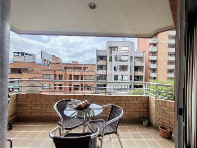 Apartamento de 3 alcobas en arriendo en Laureles, Medellín, 156 m² · foto 6 de 14