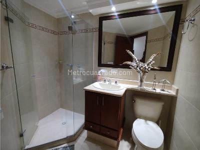 Apartamento de 3 alcobas en arriendo en Laureles, Medellín, 156 m² · foto 9 de 14