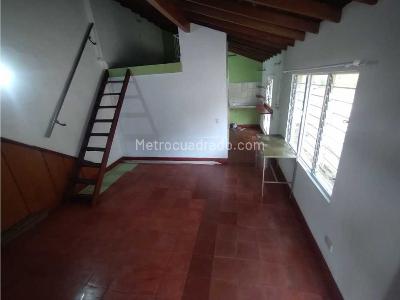 Apartaestudio en arriendo en Belen, Medellín · foto 8 de 11