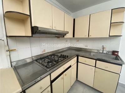 Apartamento de 4 alcobas en arriendo en El Nogal, Medellín, 156 m² · foto 2 de 20