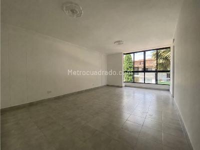 Apartamento de 4 alcobas en arriendo en El Nogal, Medellín, 156 m² · foto 5 de 20