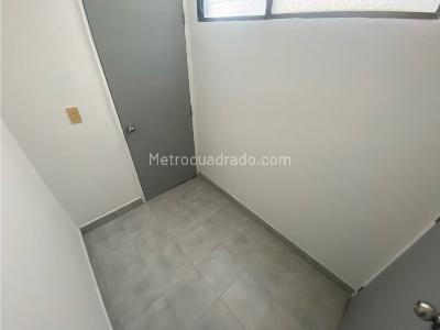 Apartamento de 4 alcobas en arriendo en El Nogal, Medellín, 156 m² · foto 9 de 20