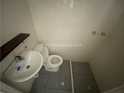 Apartamento de 4 alcobas en arriendo en El Nogal, Medellín, 156 m² · foto 12 de 20