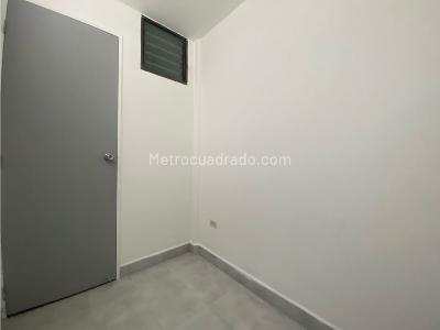 Apartamento de 4 alcobas en arriendo en El Nogal, Medellín, 156 m² · foto 16 de 20