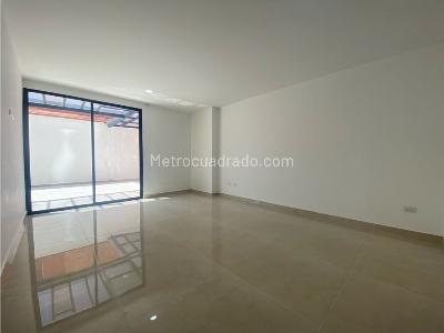 Apartamento de 2 alcobas en arriendo en La Castellana, Medellín, 180 m² · foto 9 de 20