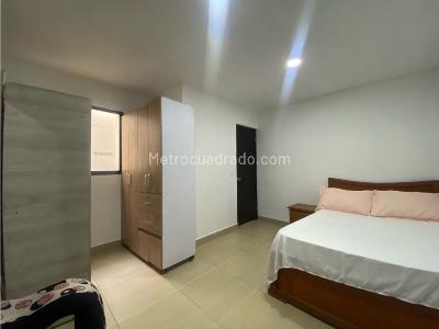 Apartaestudio en arriendo en Laureles, Medellín · foto 6 de 8