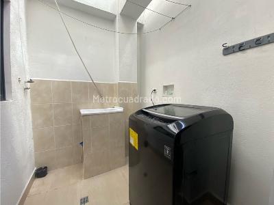 Apartaestudio en arriendo en Laureles, Medellín · foto 8 de 8