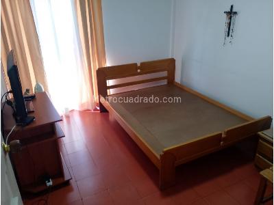 Casa de 5 alcobas en venta en Boston Los Angeles, Medellín, 256 m² · foto 11 de 20