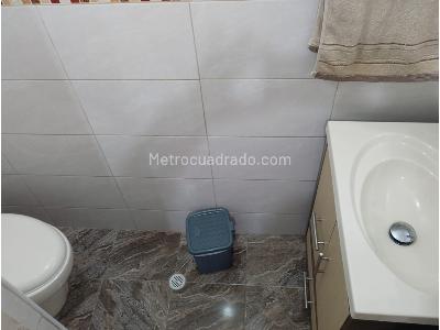 Casa de 5 alcobas en venta en Boston Los Angeles, Medellín, 256 m² · foto 15 de 20