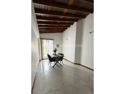 Apartamento en venta en Prado Centro, Medellín · foto 2 de 15